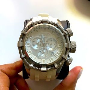 Invicta Chronograph Reserve men’s watch